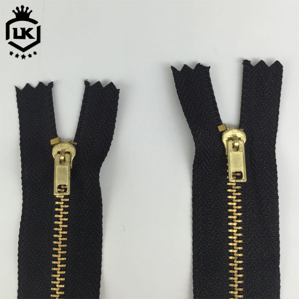 Aluminium Zipper Details