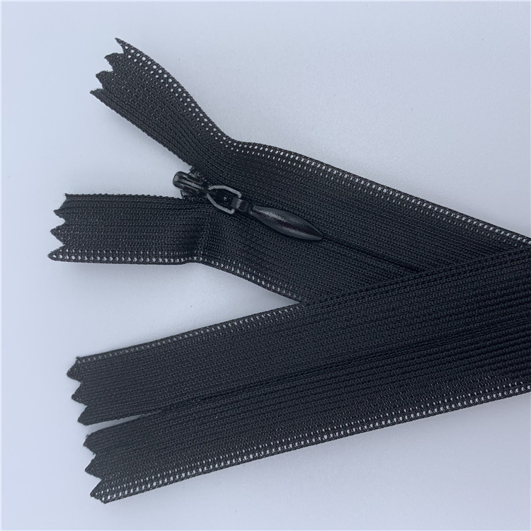 Zipper Detail 2