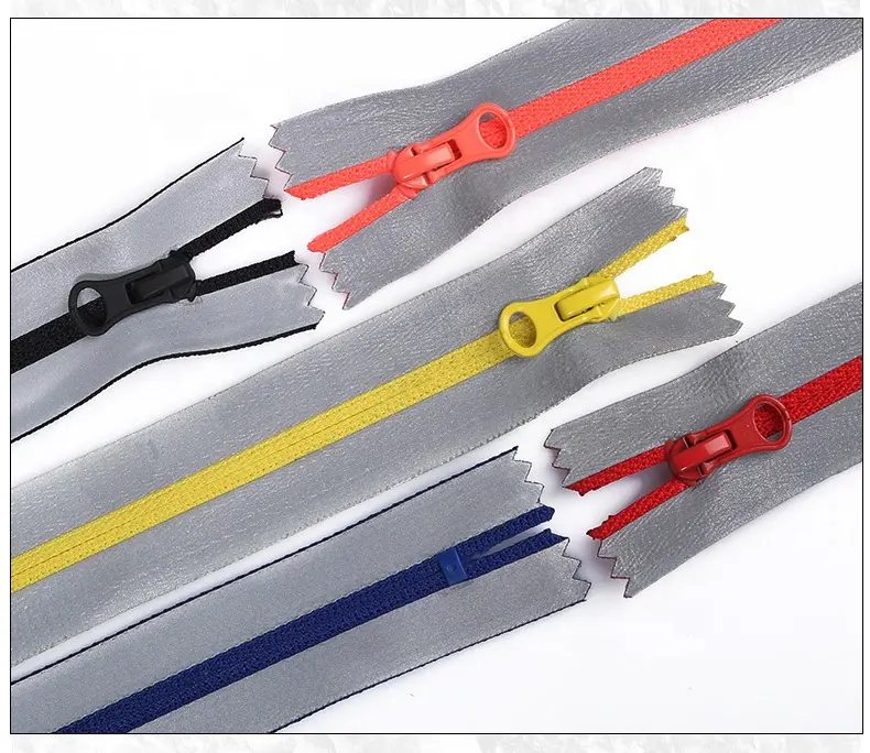 Manufacturer 3# 5# 8# Closed End Reflective Zip Coils Tape Nylon Zipper for Jacket