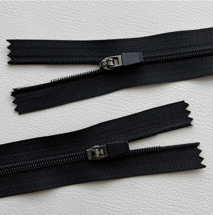 Quality Nylon Zipper 3# Nylon Zipper For Clothing Custom Nylon Zipper