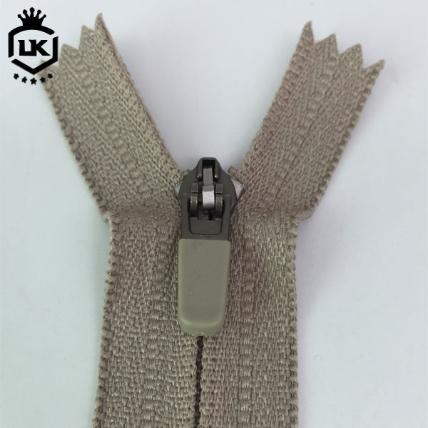 Zipper Sample 2
