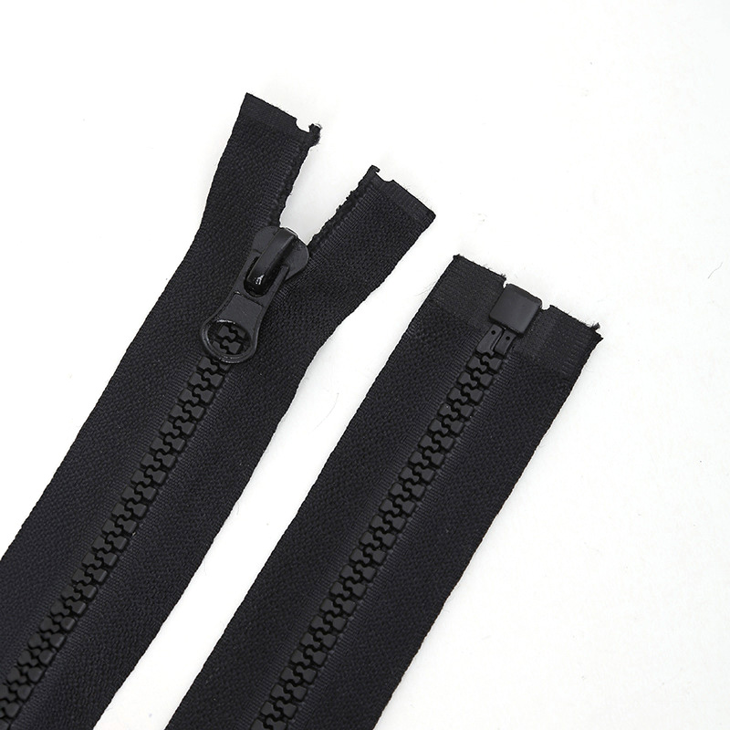 Cheap Resin Zipper Plastic Molded Zipper for Coat Clothing