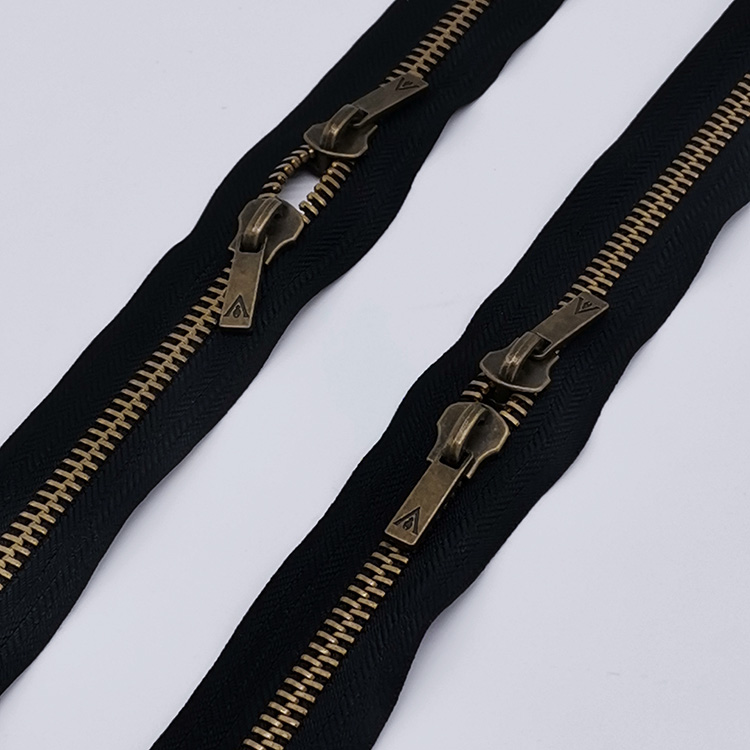 Custom Two-Way Antiqued Brass Zipper Long Chain Metal Zipper For Shoes Garments Bags Home Textiles-Sustainable Antique Copper