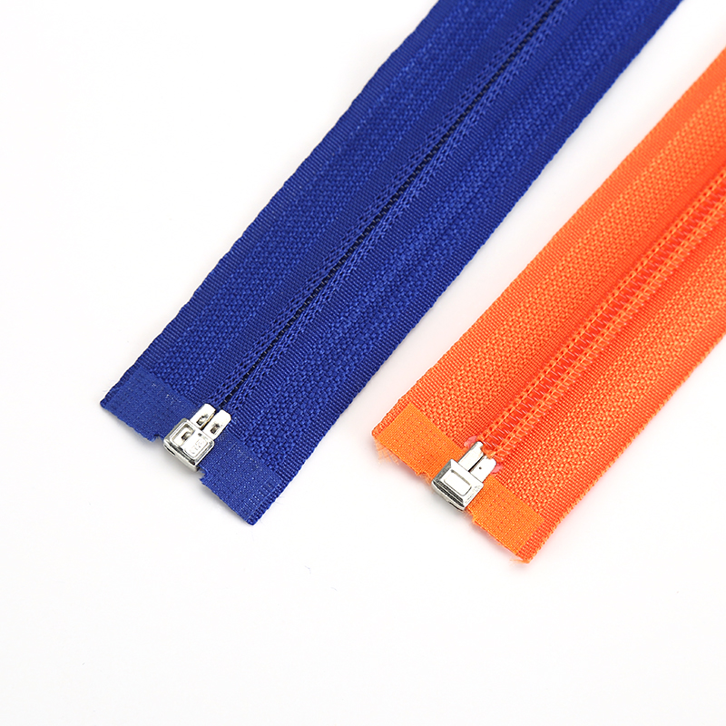 Wholesale High Quality Zipper Tape Heavy Duty Length Multicolored A/L Open End Nylon Zipper for Bags Garment Shoes Home Textile