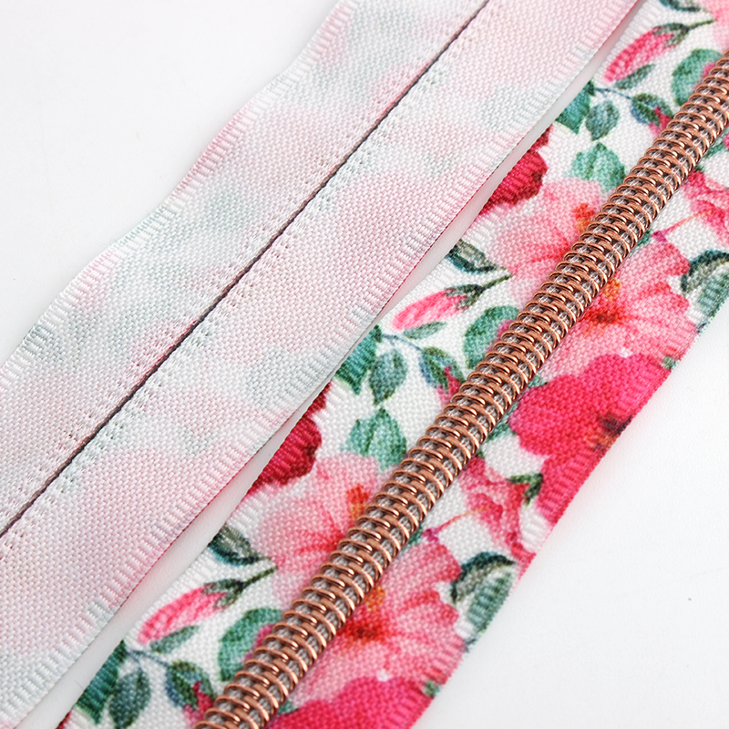 2023 Nolvo World Wholesale #5 Nylon Zipper by Yard Long Chain Nylon Coil Zippers for Sale
