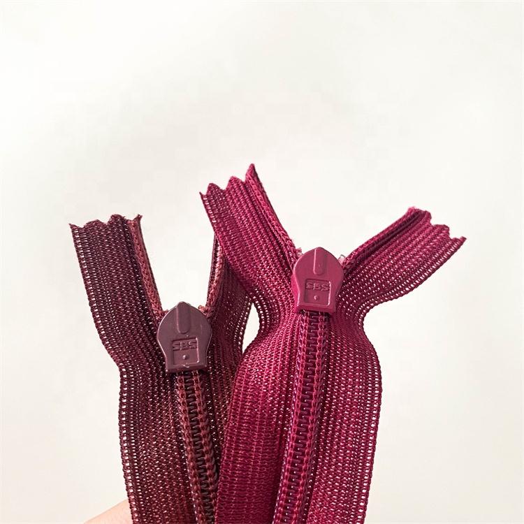 Factory Wholesale High Quality Sustainable 25cm SBS3# Invisible Lace Nylon Plastic Closed Self-Locking Zipper Wine Red Garment