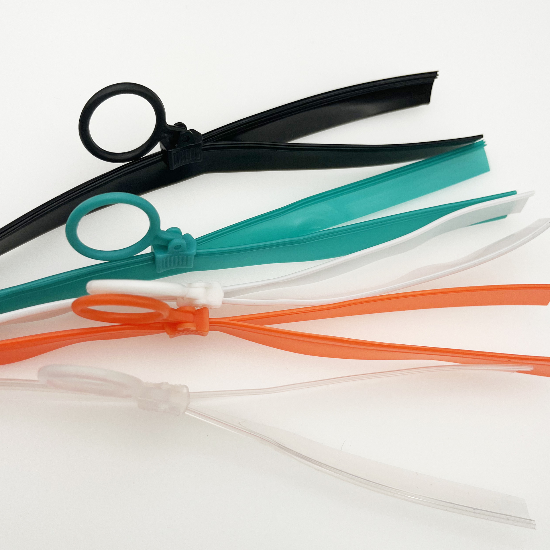 Wholesale Price Customized Color With Plastic Slider PVC Pe Zipper Tape For PVC Pe Packaging Bag