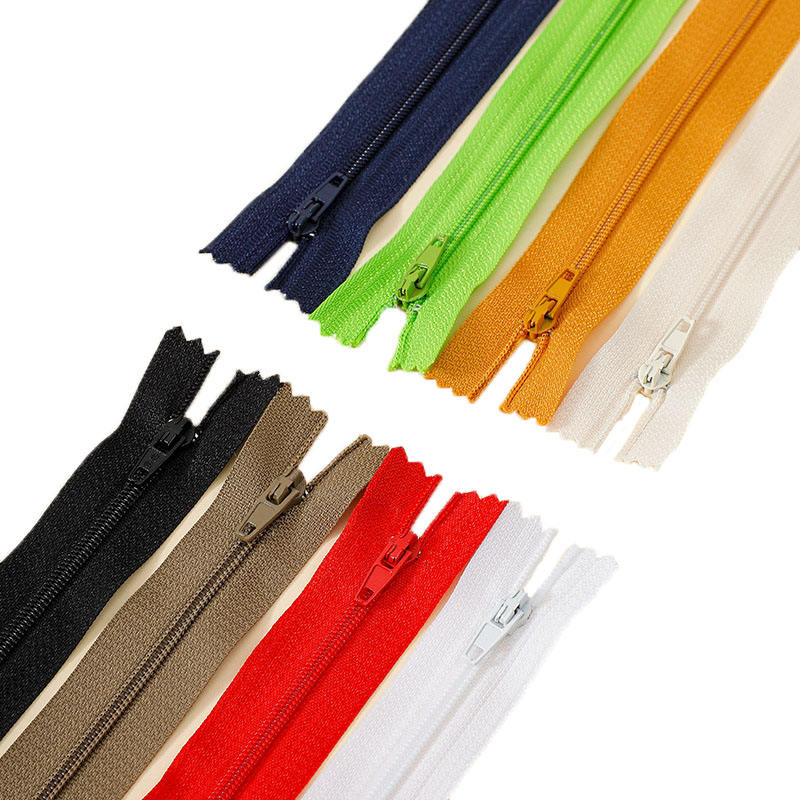 Wholesale High Quality 3# Nylon Zipper Closed End Zipper 20cm for Sale