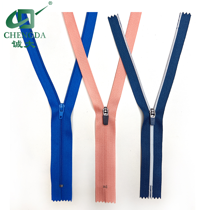 CHENGDA Wholesale Nylon Zipper Open End Close End Auto Lock Semi Lock Reverse Invisible Garment Accessory Coil Teeth Nylon Zip