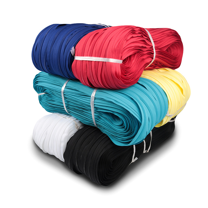 Customized #3 #5 #8 #10 Nylon Zippers for Quilt Covers Tents Denim Dresses Sustainable Zipper Coils Auto Lock Zippers