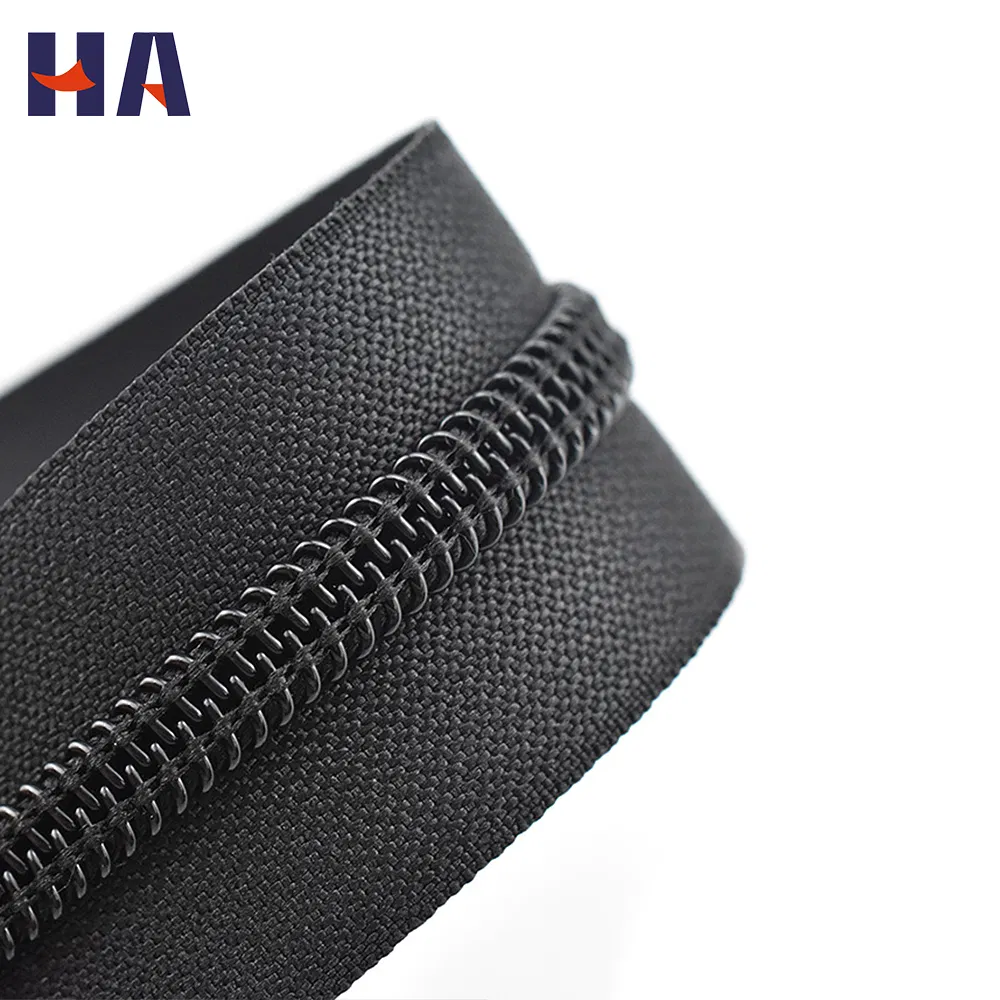 Wholesale Hot Sale Customized Factory Price Size 5 Heavy Duty Zipper for Waterproof Bag TPU Coated Weldable Polyester Zippers