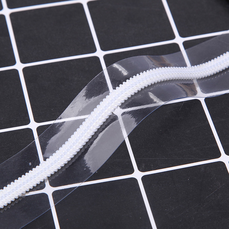 Wholesale Transparent Waterproof#3 And #5 Clear PVC Zipper In Roll Nylon Zipper For Makeup Bag