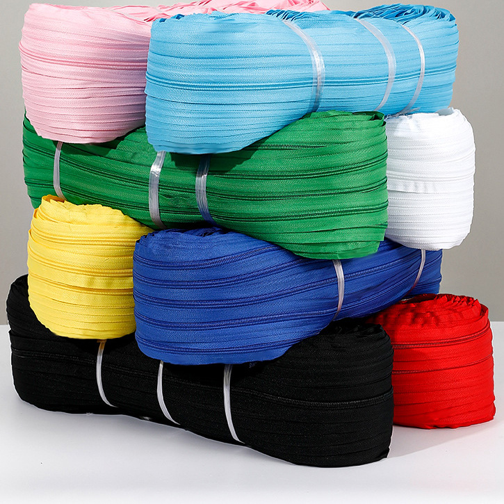 Wholesale Nylon Zipper by the Yard Long Chain Nylon Coil Zippers for for Bags Suitcase