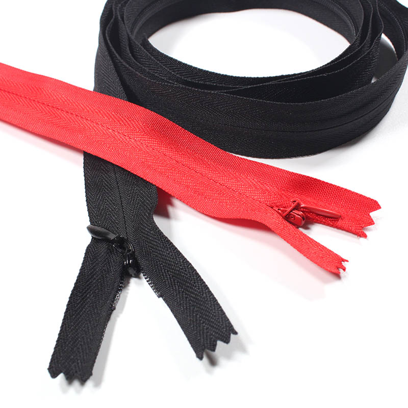High Quality Durable Smooth Slider 3# 5# 8# Size Nylon Coil Zipper for Dresses Bags Luggages Uniforms Clothing Industry