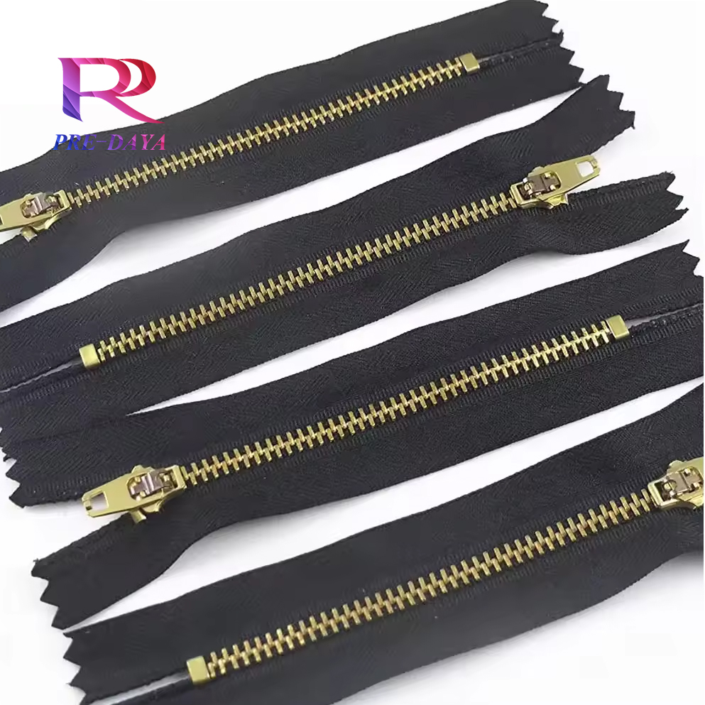 Hot Selling 3# Custom Metal Zipper With Two Sliders Closed End Brass Zipper and Zip for Jackets