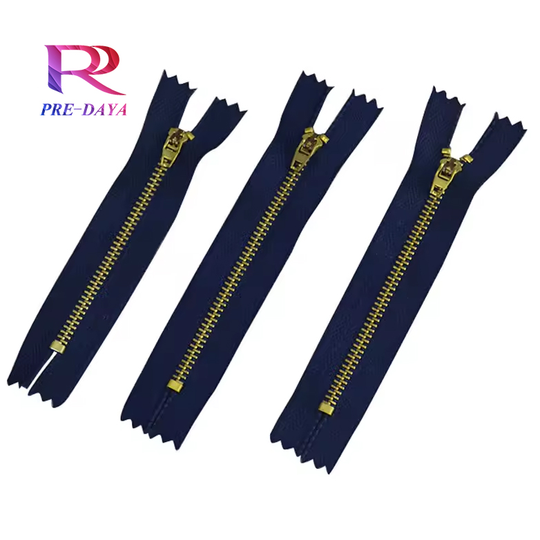 Hot Selling 3# Custom Metal Zipper With Two Sliders Closed End Brass Zipper and Zip for Jackets