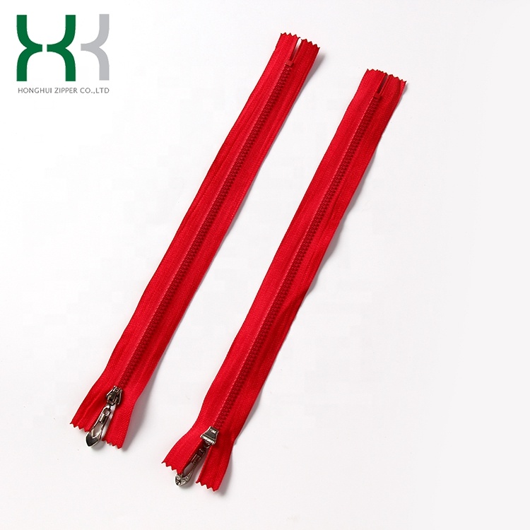 New Design Low Price Separating Vislon Injected Plastic Zipper for Garment