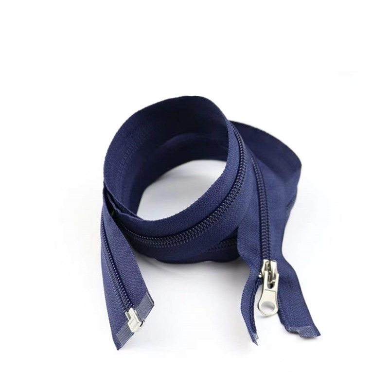 Zipper detail 6
