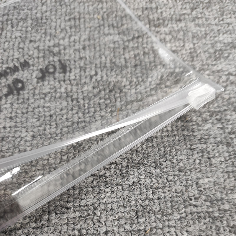 Hot Selling Color Easy-to-pull PVC Zipper With Sliding Buckle for Pvc Stationery Packaging Flat Bag PVC EVA Slider Zipper