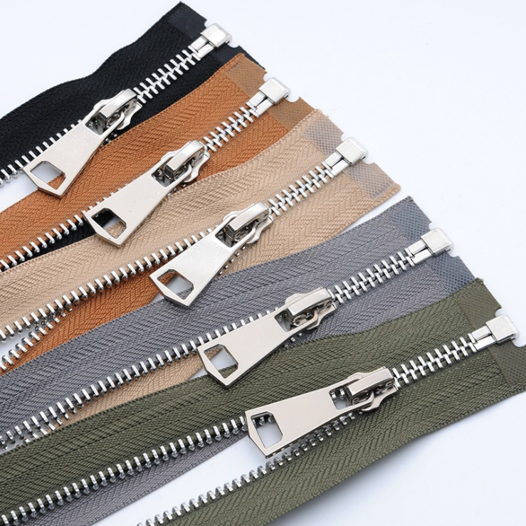 Customized Heavy Weight Brass Zipper Pants Coat Manufacture Auto Lock Open-End End Customized Brass Zippers For Garments Bags