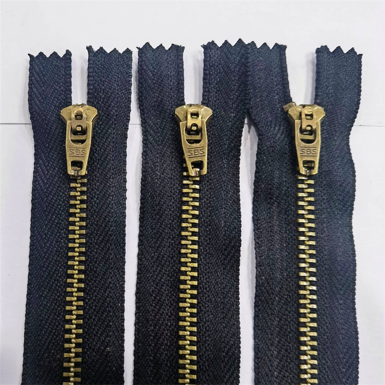 Sbs4# Golden Auto Lock Copper Teeth Metal Close-End Long Chain Zipper For Pants Eco-Friendly Sustainable Jeans Accessories