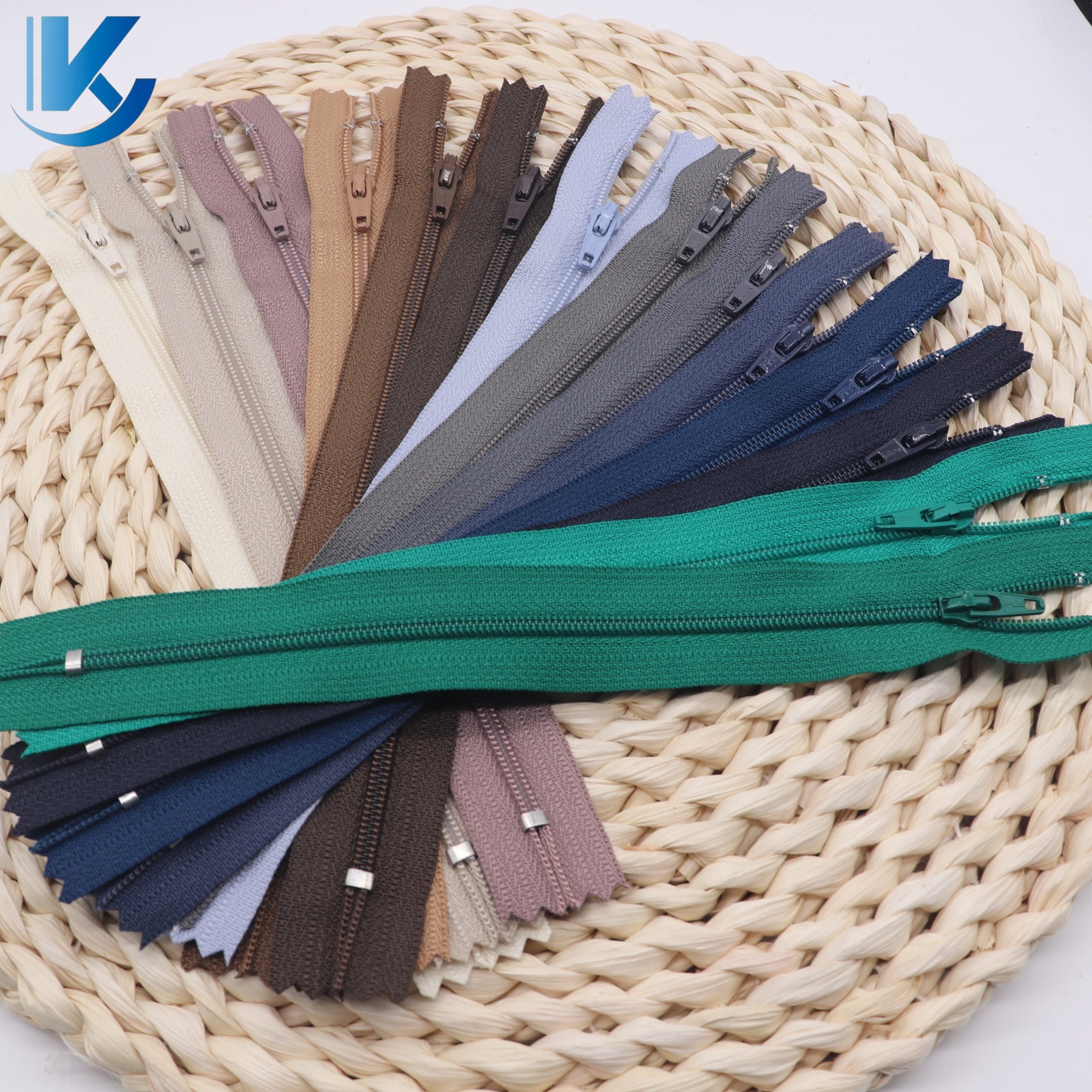 Stock Original YKK3 # Zipper Nylon Closed Zipper 20cm 15cm High-quality Suit Pants Zipper Original YKK Zipper