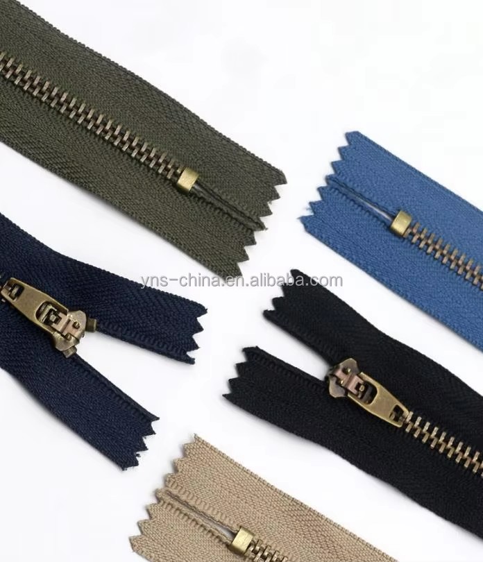 Yiwu Zipper Factory 3# 5# 8# Aluminum Auto Lock Small Metallic Zipper Custom Color for Doll Clothes Zhejiang