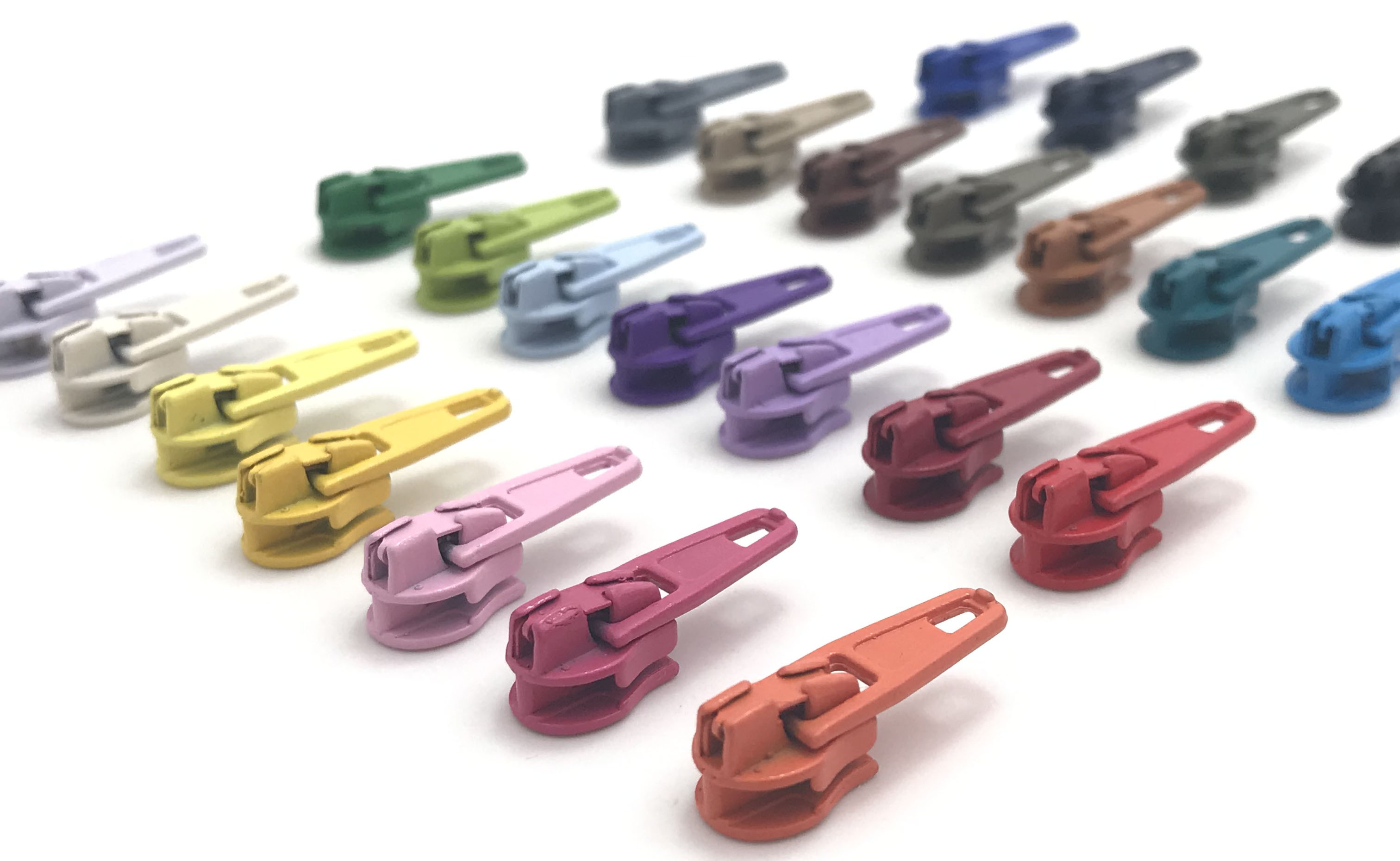 Wholesale Custom Plastic Zipper Home Textile Vislon Long Zipper Roll With Special Tape Use for Bags or Garments