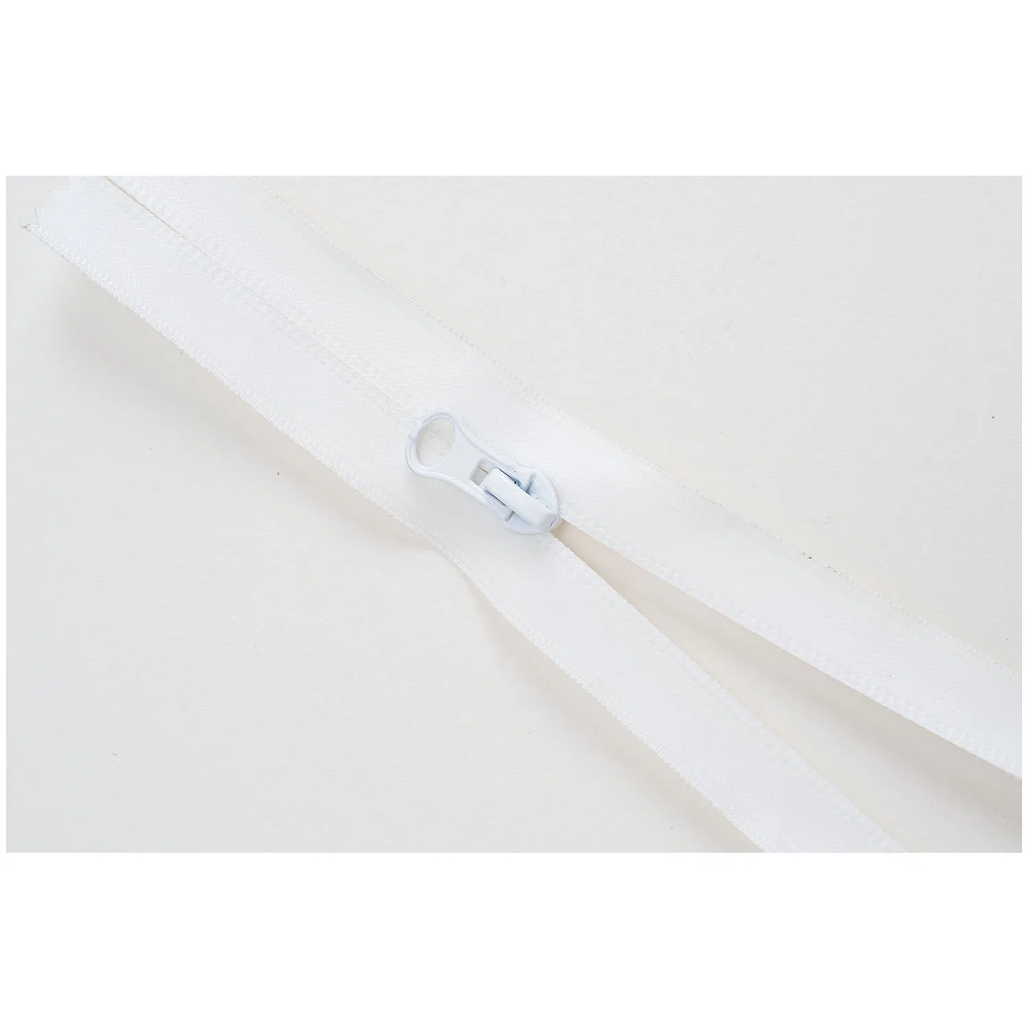 Yab Wholesale Waterproof White Nylon Zipper TPU