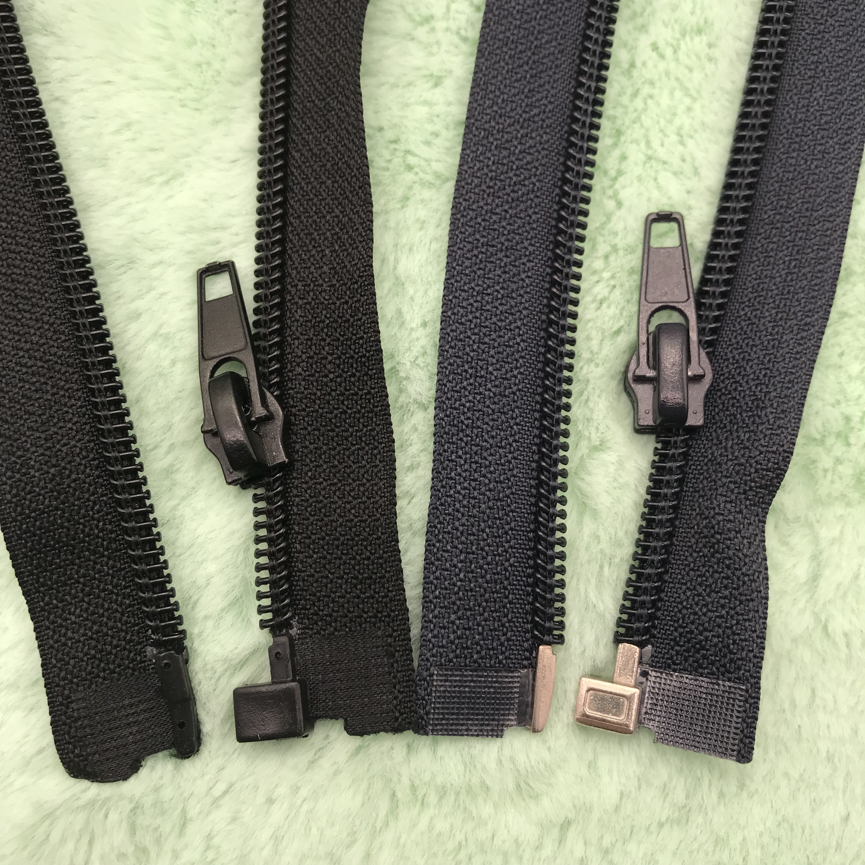 High Quality 5# Nylon OPEN-END ZIPPER Factory Direct Sales Smooth Seamless Zippers With No Sticking Or Jamming