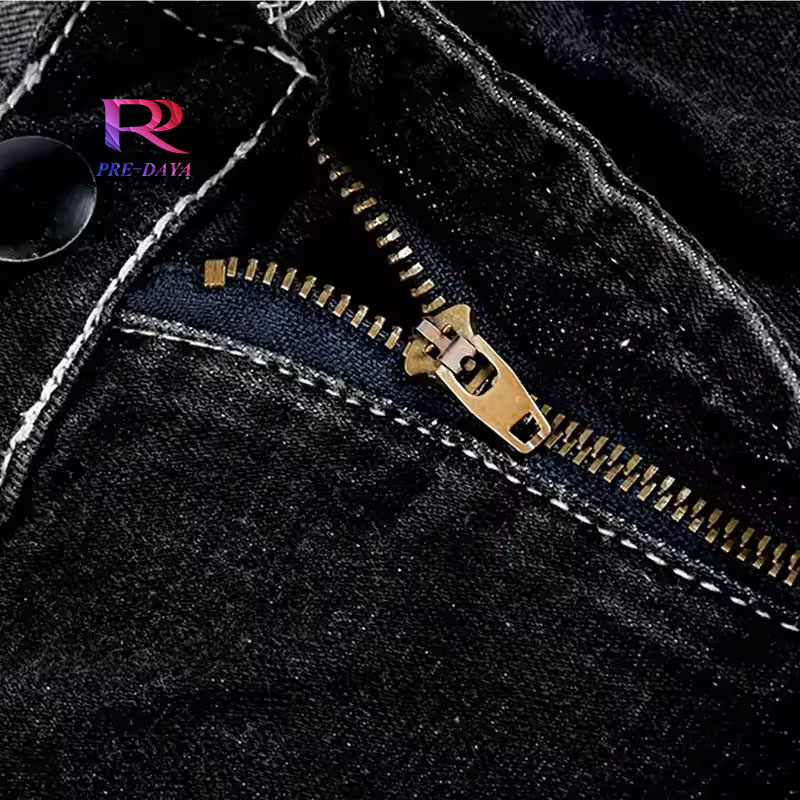 Zipper Detail 2