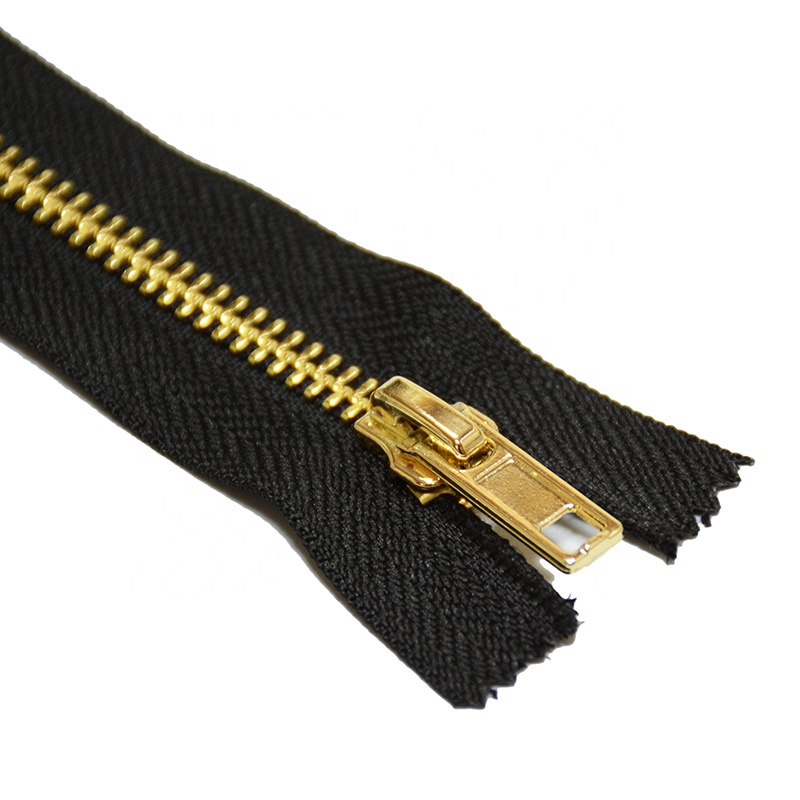 Sustainable 30cm 5# Brass Zipper Gold Polished Metal Fast Delivery Zip Line for Shoes Eco-Friendly Closed Fabric