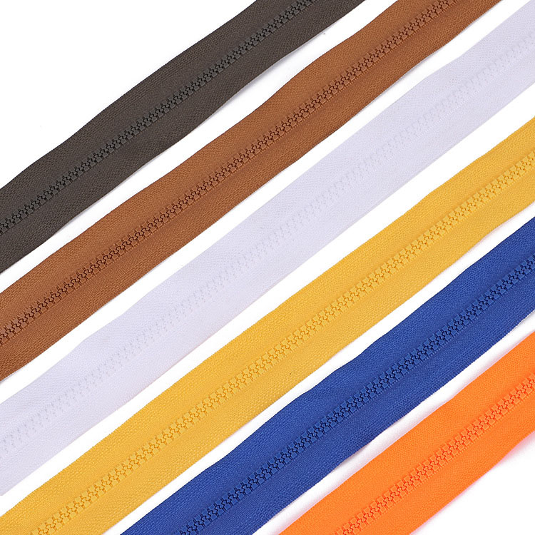 Zipper Detail 5