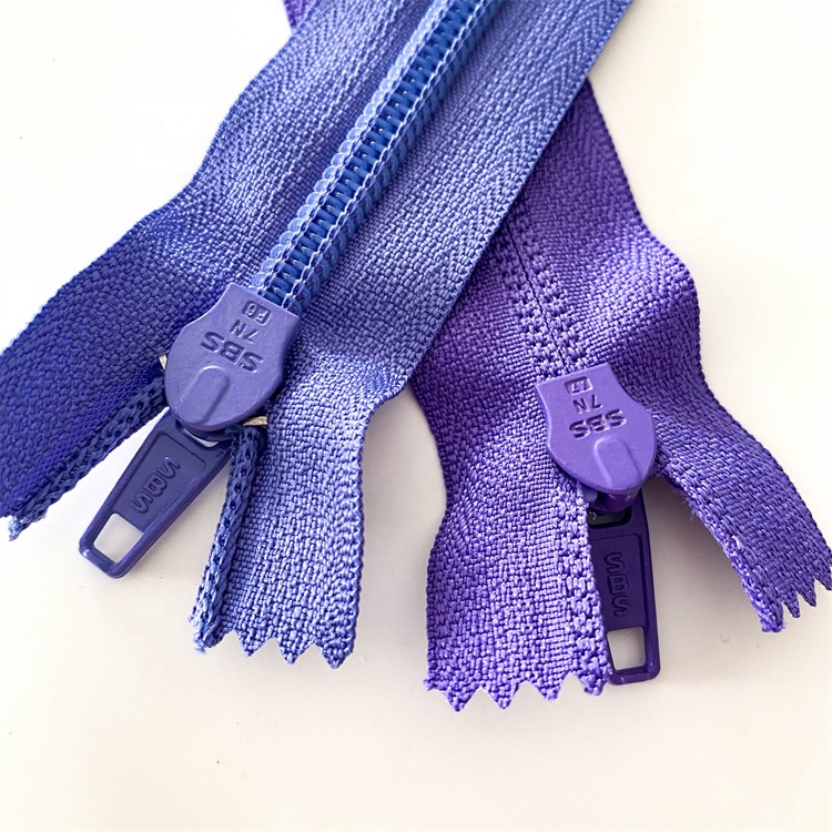 High Quality Sbs 3#4#5# Nylon Zipper Self-Locking Close-End Puller Customizable Closed Injection Pocket Garment Shoes