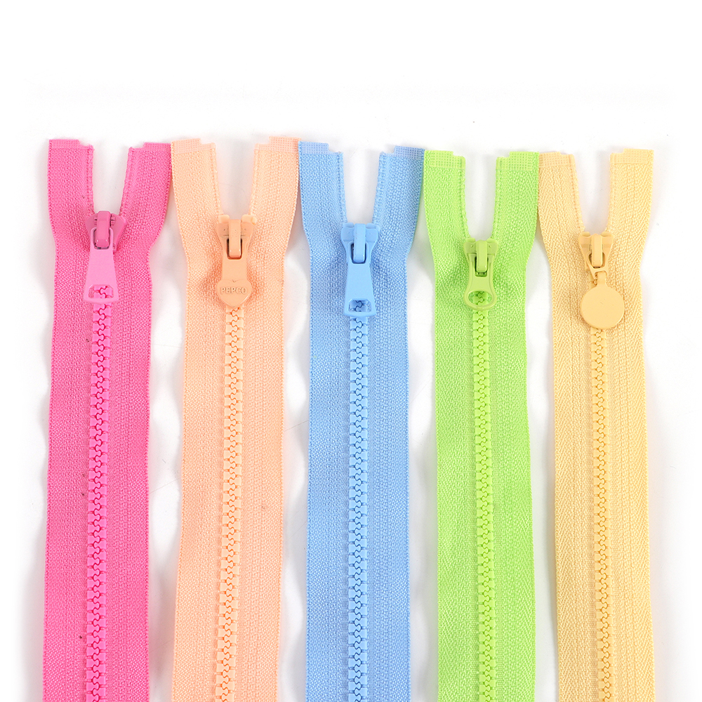High Quality Sustainable 5# Resin Self-Locking Down Sewing Corn Tooth Open-End Zipper Plastic Zipper For Clothes