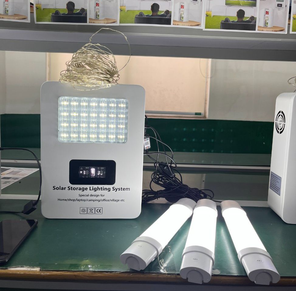 300W Geradores Solares Portáteis com Capacidade de Potência e Soquete de Saída Universal Bateria de Lítio