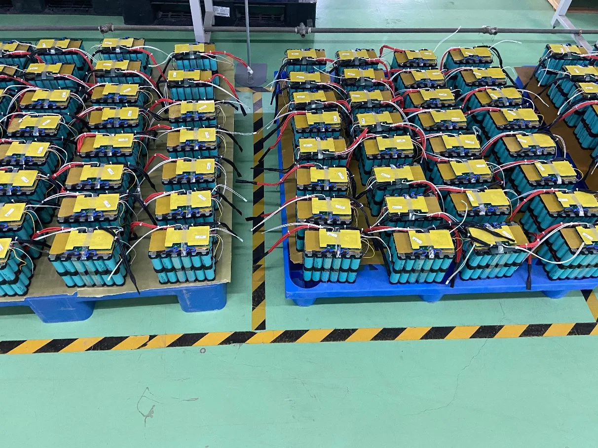 LiFePO4 Bateria 24V/25.6V 80ah 8s Pacote de Bateria para Armazenamento Solar SLA/Veículo Elétrico Carrinho de Golfe com BMS e Bluetooth