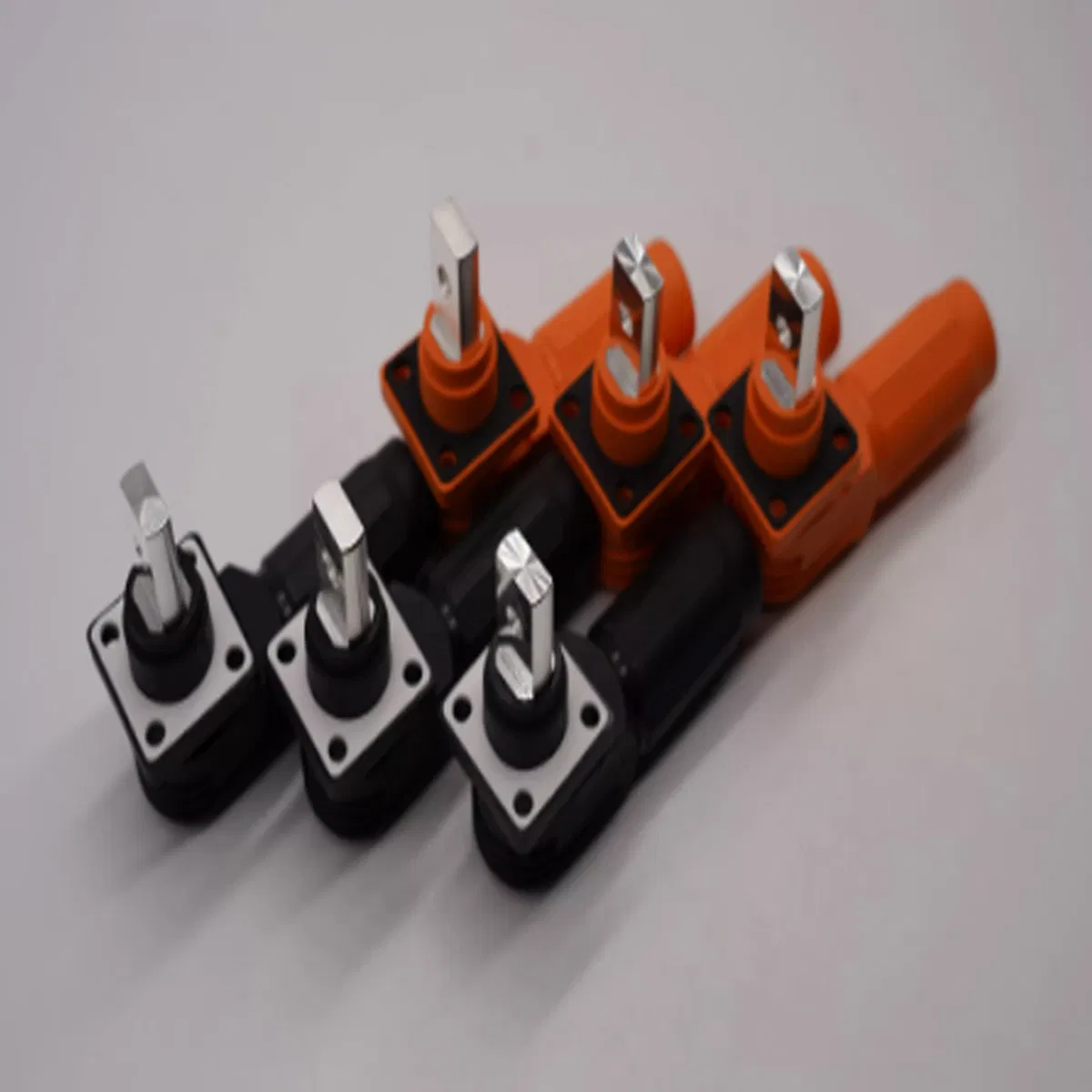 Fabricante Preço Novo Sistema de Armazenamento de Energia Solar Conector de Cabo de Bateria Conector Fêmea de Armazenamento de Energia