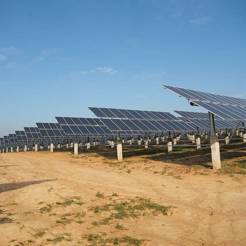 Sistema de Suporte para Painéis Solares com Rastreio Solar Automático de Eixo Horizontal Único
