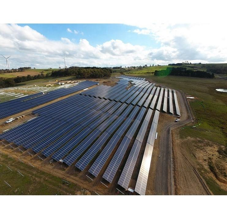 Estrutura de Montagem no Solo para Painéis Solares em Aço Carbono Personalizável