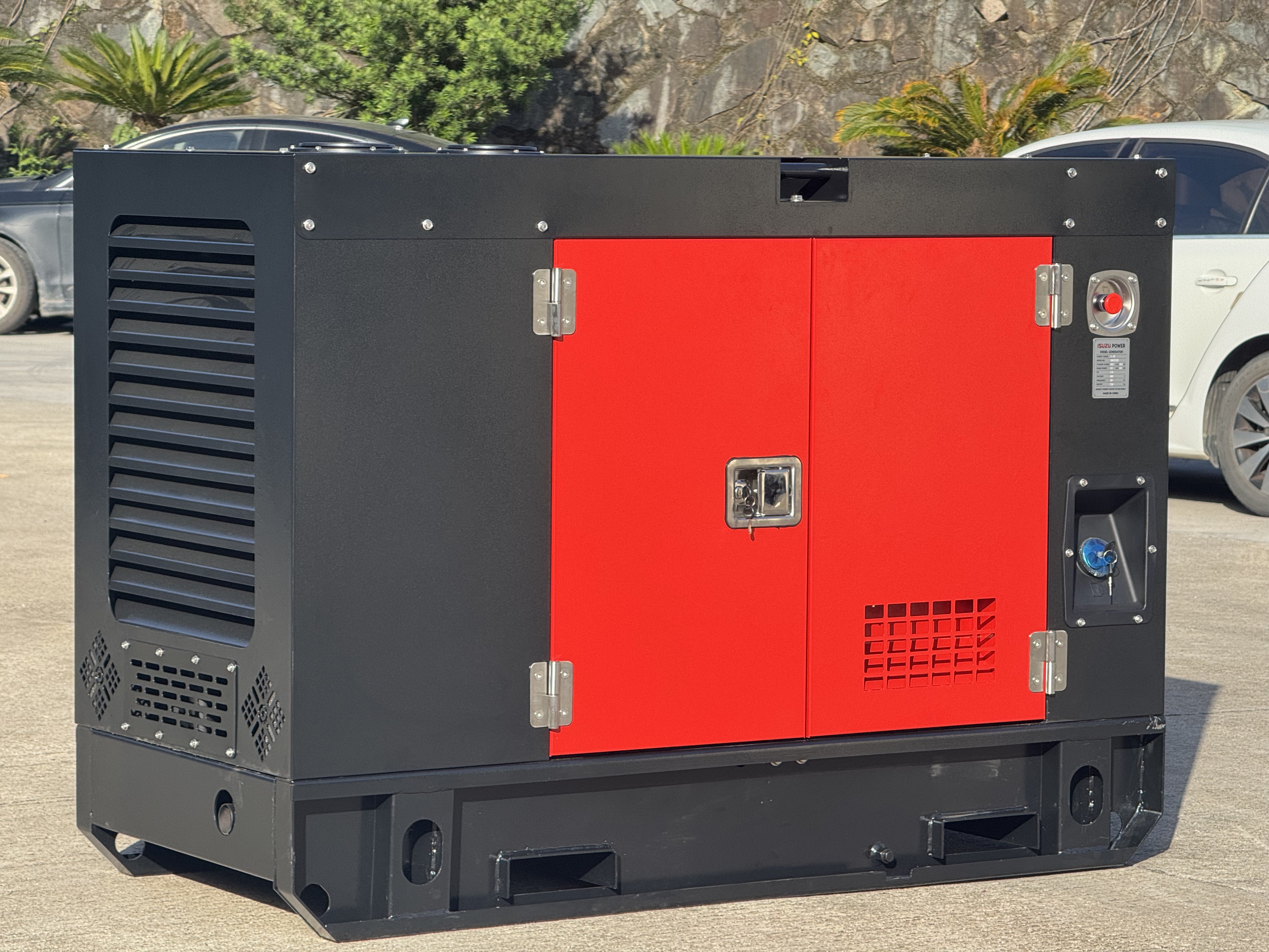 Original Japan Isuzu 10KW 15KW 20KW 25KW 30KW 40KW 50KW 12KVA 25KVA 40KVA Super Silent Diesel Generator Set 3 Phase Home