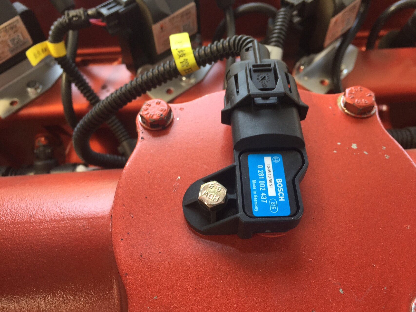 High Power Efficiency 95% Biogas Generator 60kW Natural Gas With Remote/Auto Start System DC 220V IP23 Water Cooling