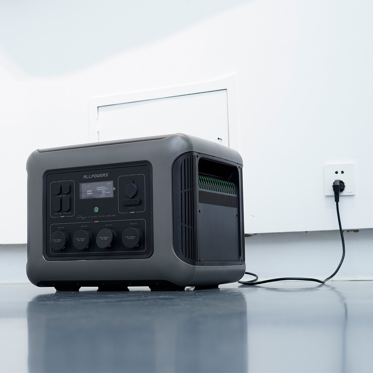 ALLPOWERS R2500 Smart Renewable Energy Products All In One Off Grid Solar Inverter Power Generator Power Station For Home