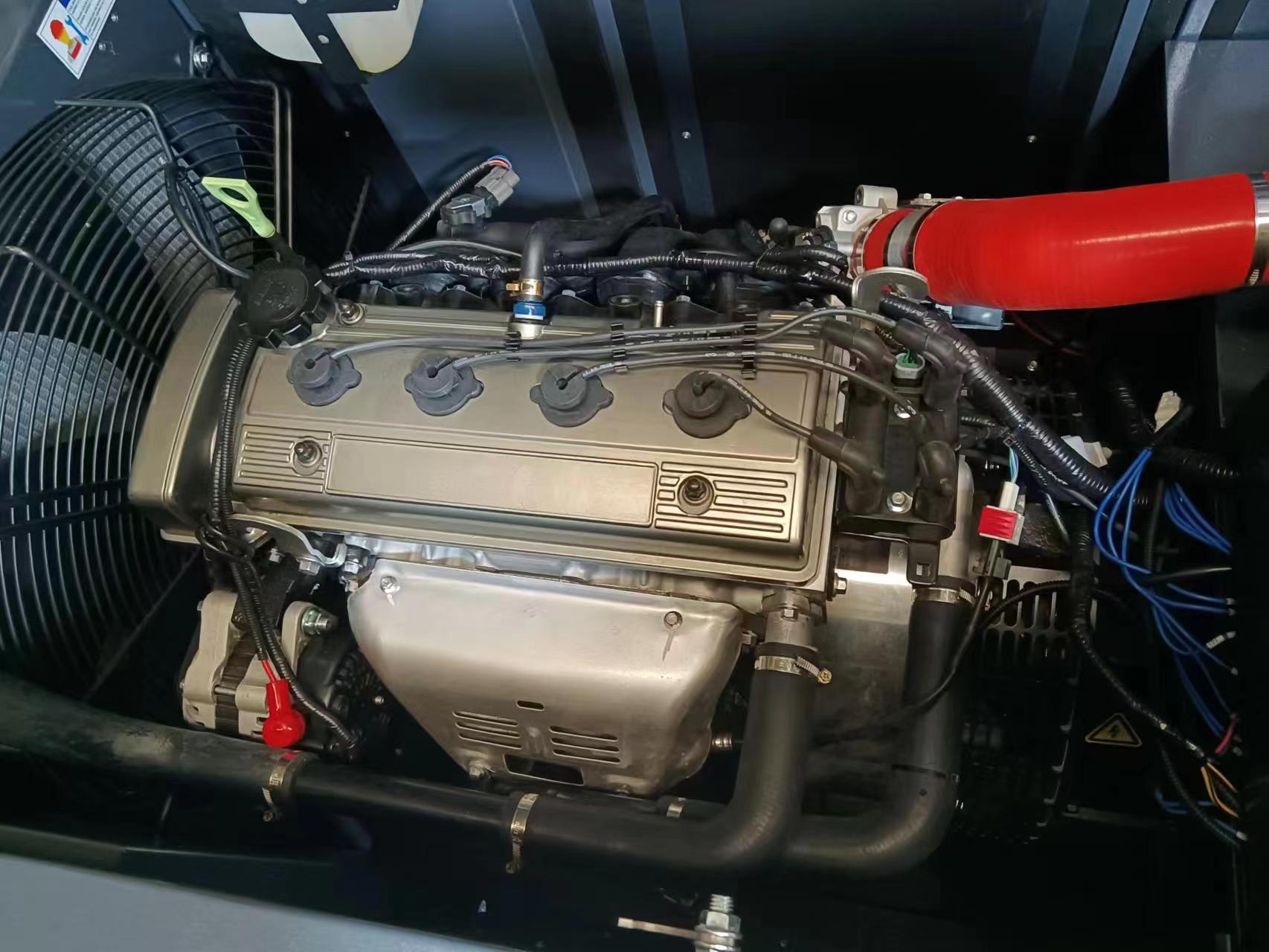 4 Cylinder Engine