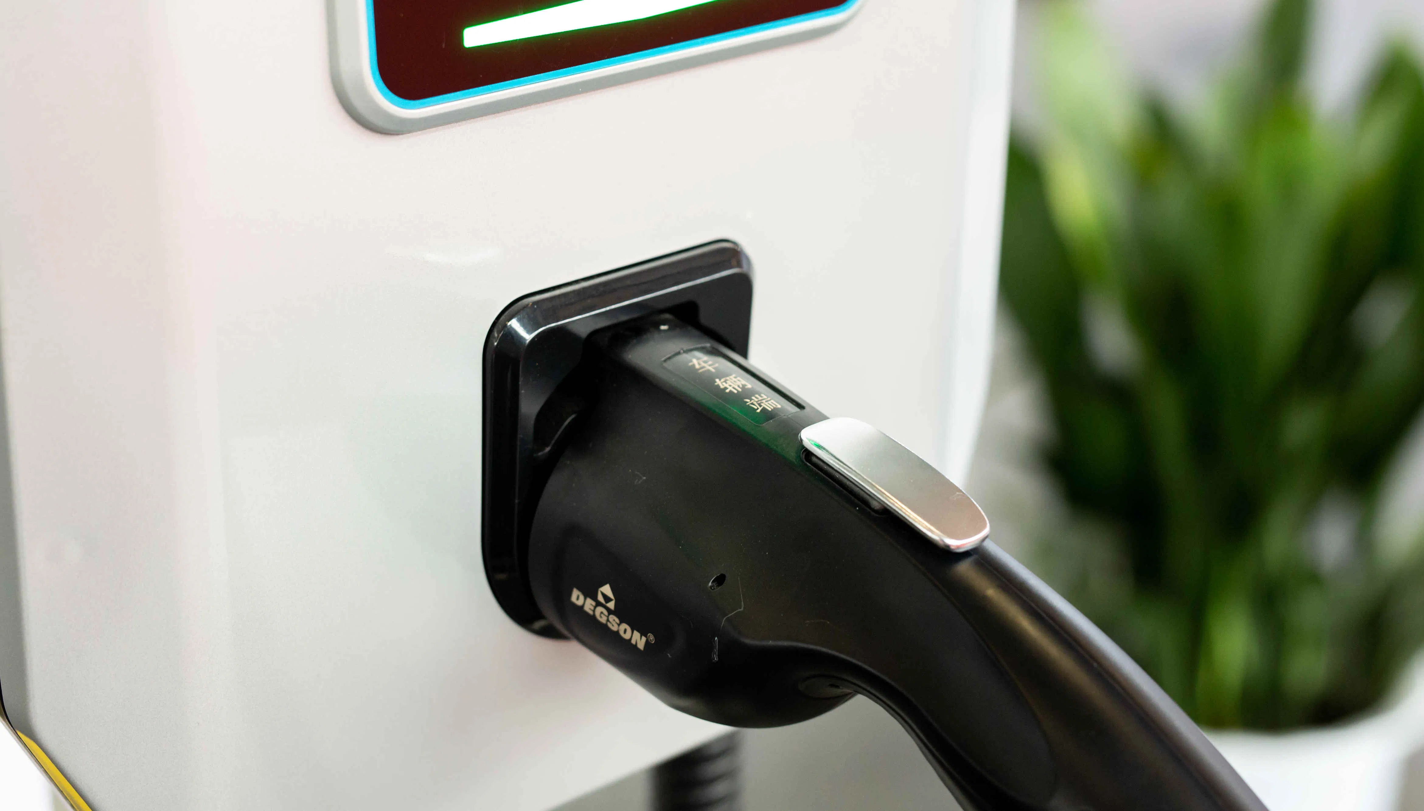 Haosheng Brand EV Charger Plug, Portable Charger EV, DC EV Charger