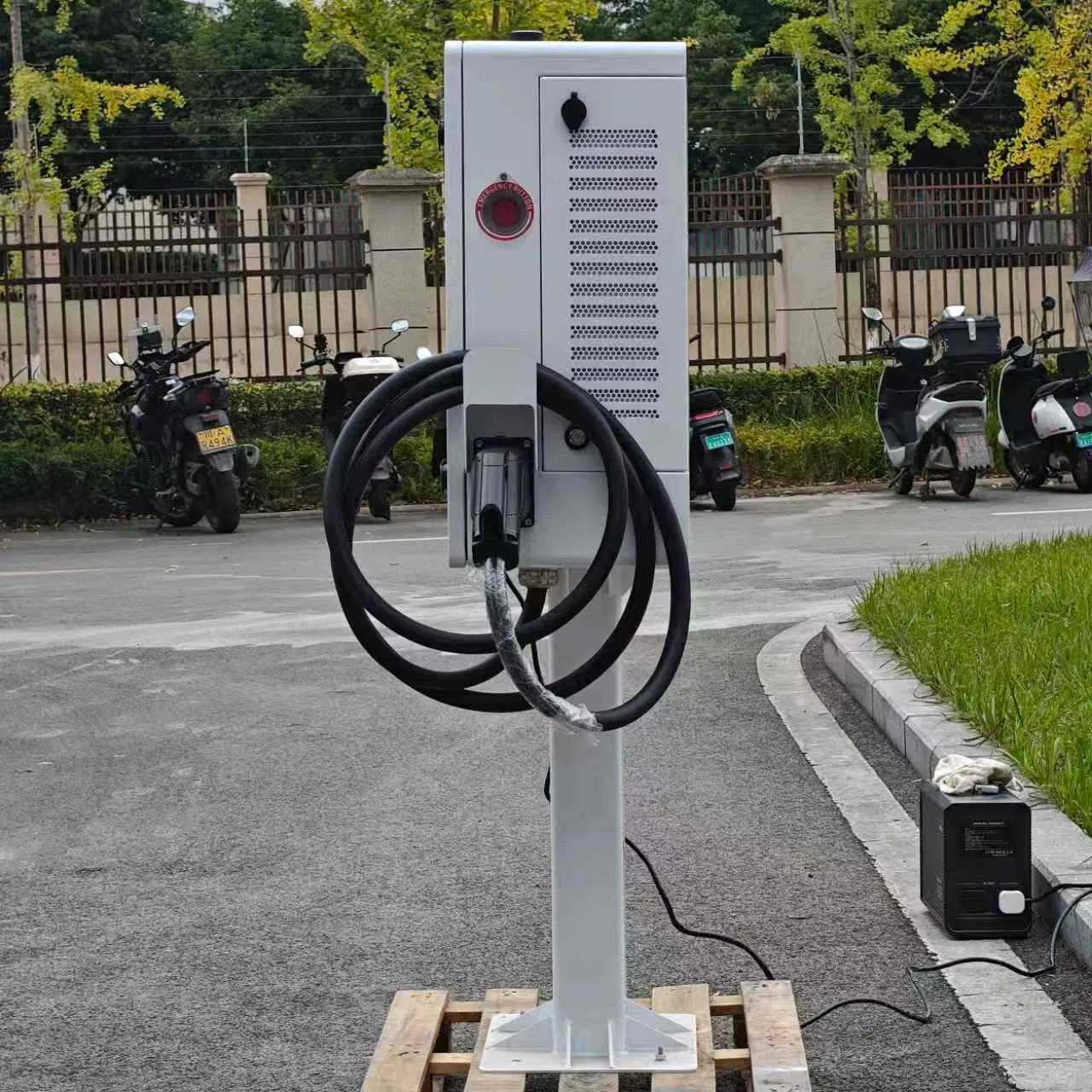 30kw DC Fast EV Charger IP54 Waterproof Wall Floor Mounted Charging Station