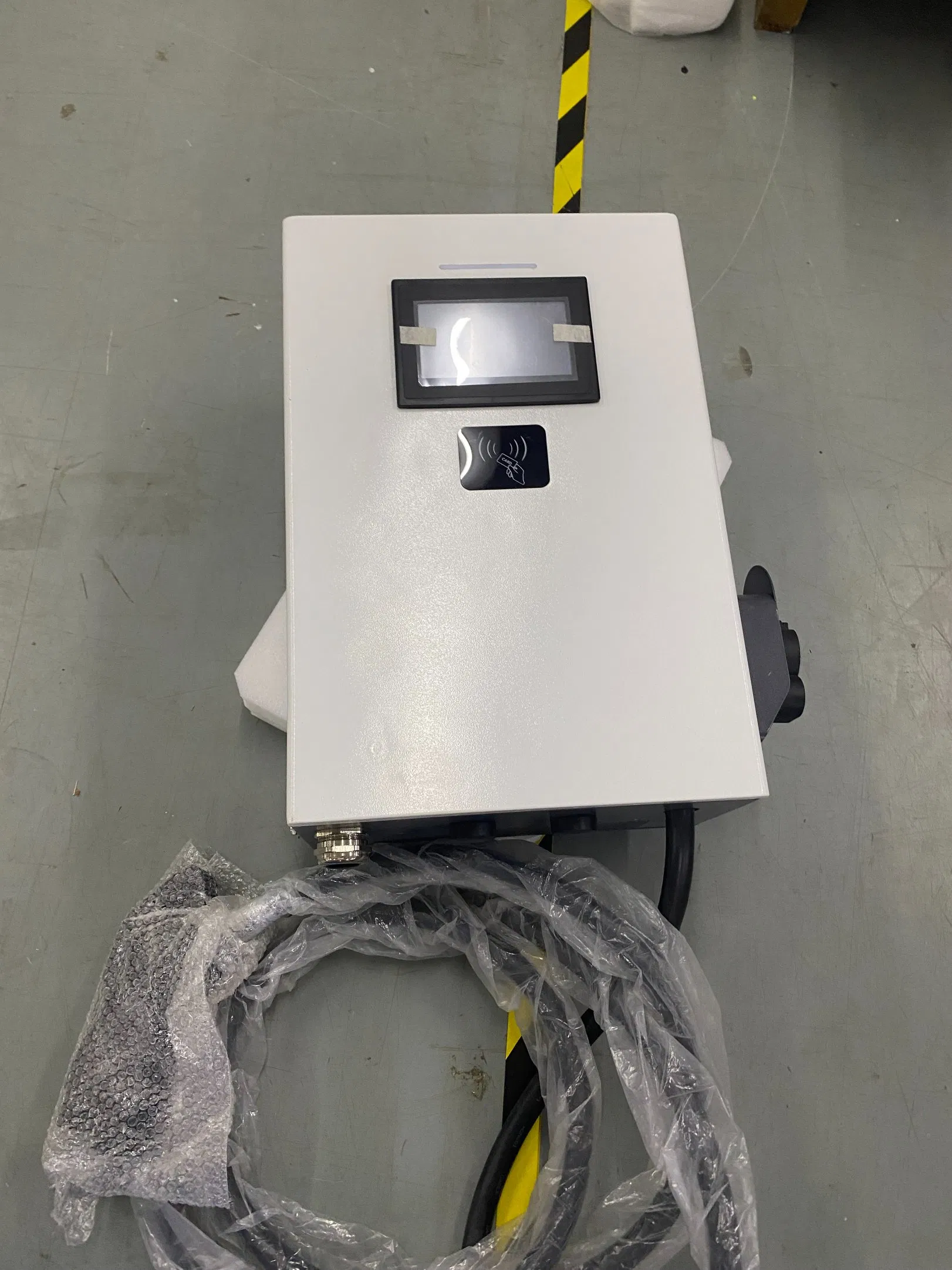 Wall Mounted 20kw DC EV Charger CCS1 CCS2 Residential EV Charging Units Smart EV Charger 30kw 40kw Fast Car Charging Station