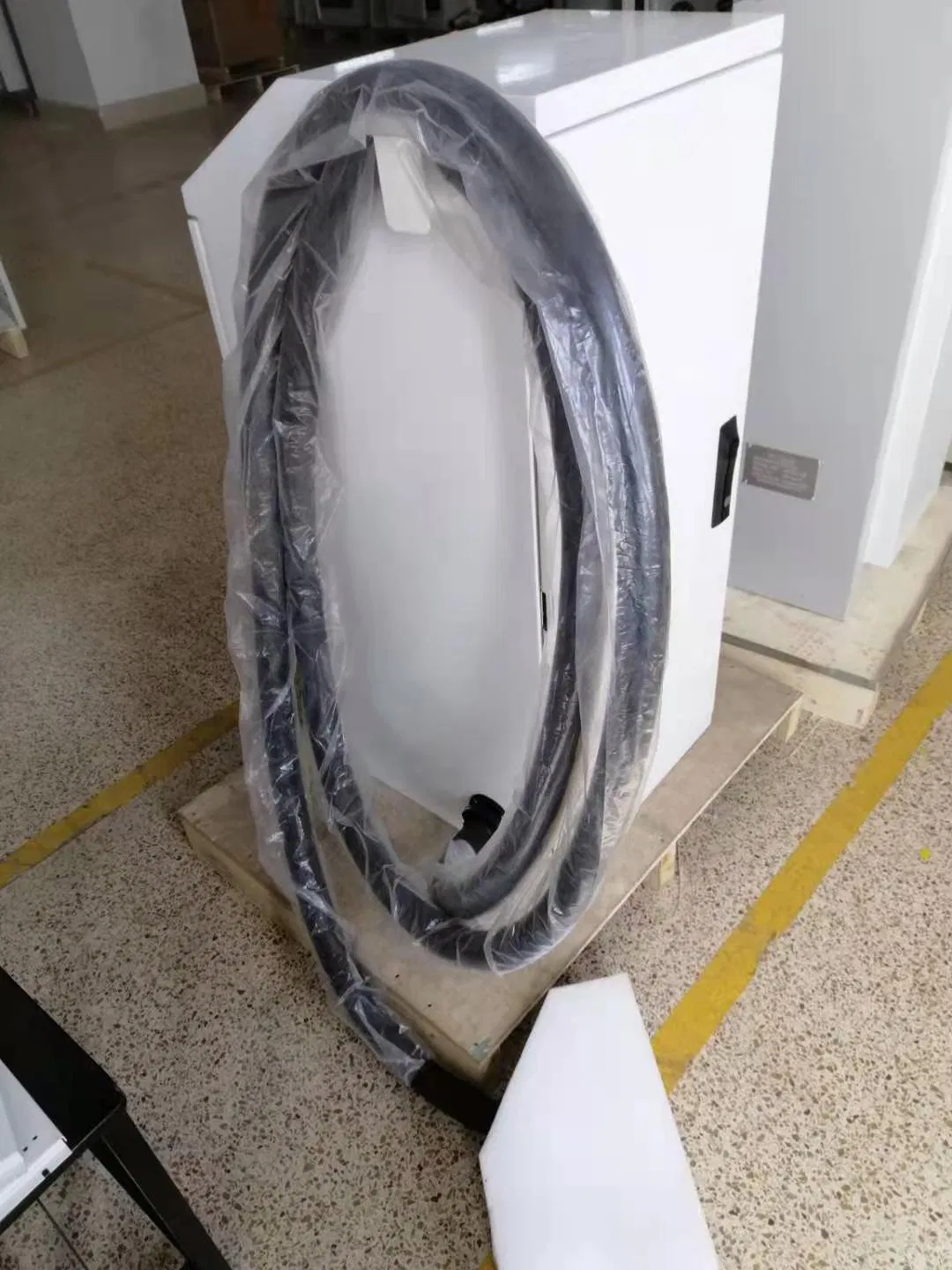 Factory Movable New Energy DC Portable EV Charger 20kw 30kw 40kw Smart Car 3 Phase EV Charger Station Solution