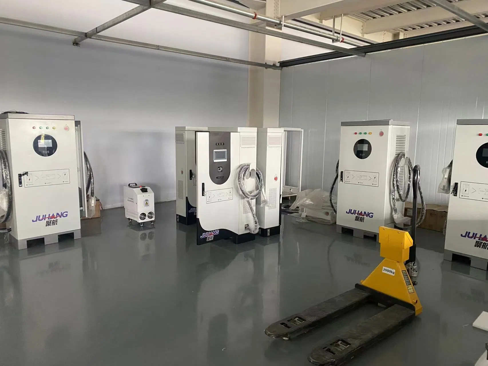 Emergency Charging Protocols: Disaster-Resilient Mobile Charging Units