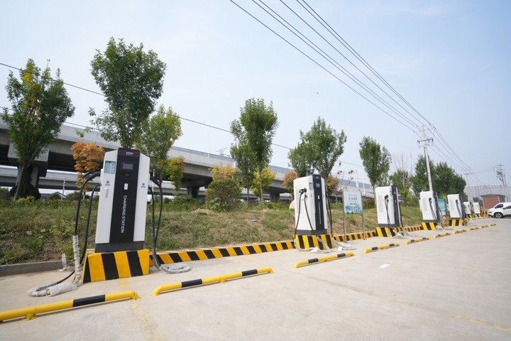 Industrial Commercial Floor Mounted Stand Fas 60kw DC EV Charger